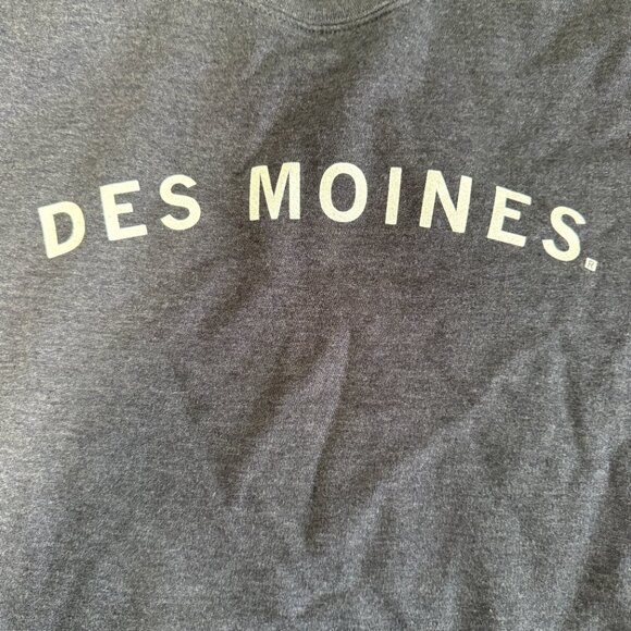 Des Moines Sweatshirt - Picture 4 of 5